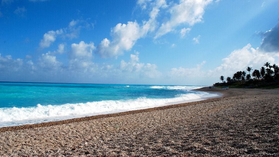 Bahoruco, una de las playas más tranquilas de RD en 2025