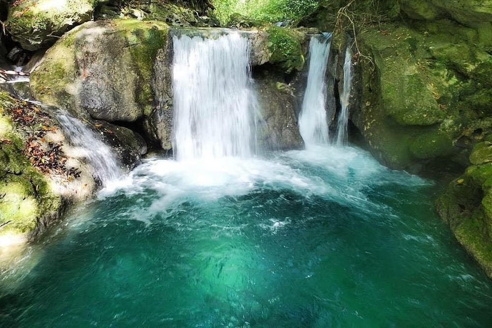 río cristalino en República Dominicana